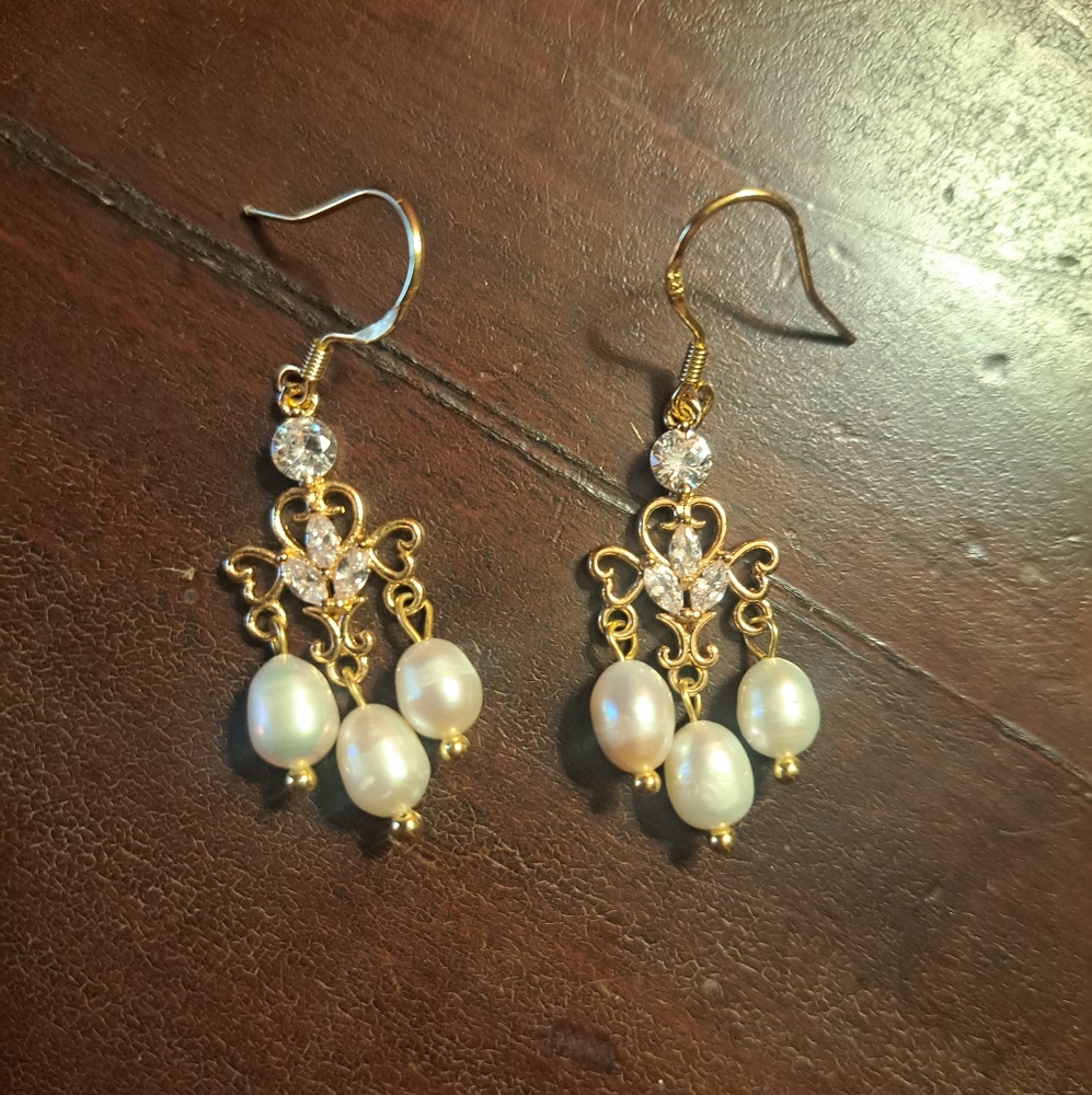 Abbot Atelier Pearl chandelier Dangle earrings